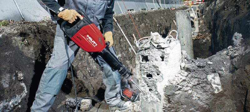 TE 1500-AVR Versatile TE-S demolition hammer for concrete floor breaking and occasional wall chiselling Applications 1